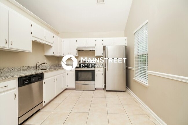 Photo - 3 Bedroom Pet-Friendly Home in Antioch, TN with Main Street Renewal