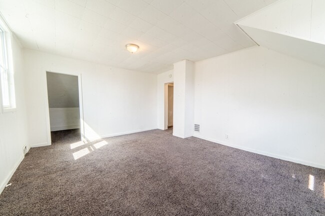 Photo - 34 Avon Pl Unit Apt 2