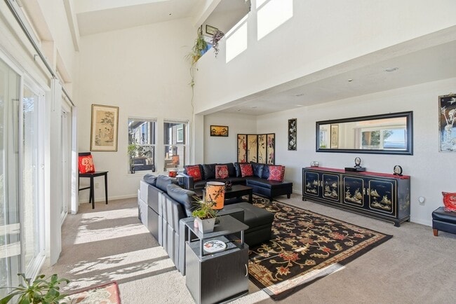 Photo - 9028 Burr St