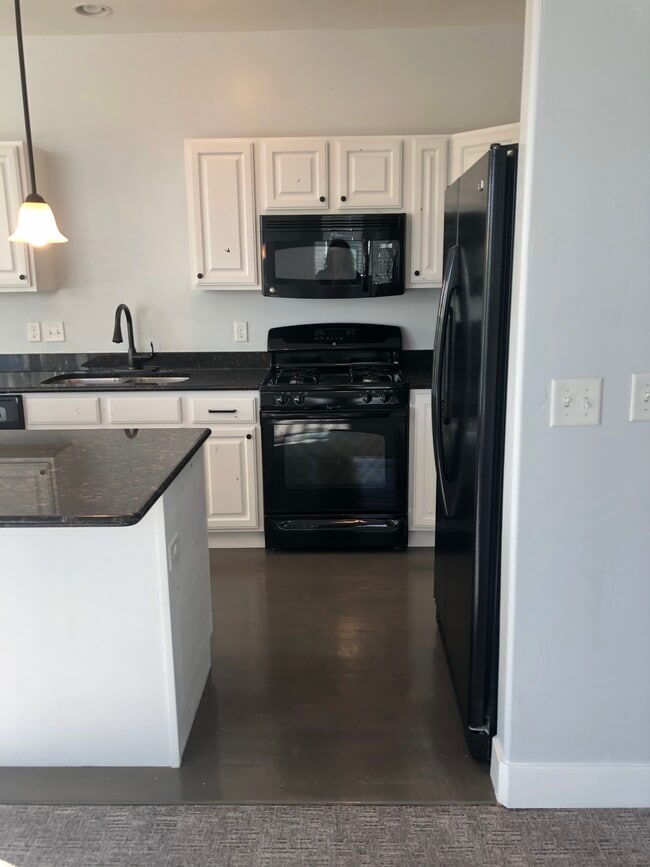 Stove - 4528 W South Jordan Pkwy Unit 105