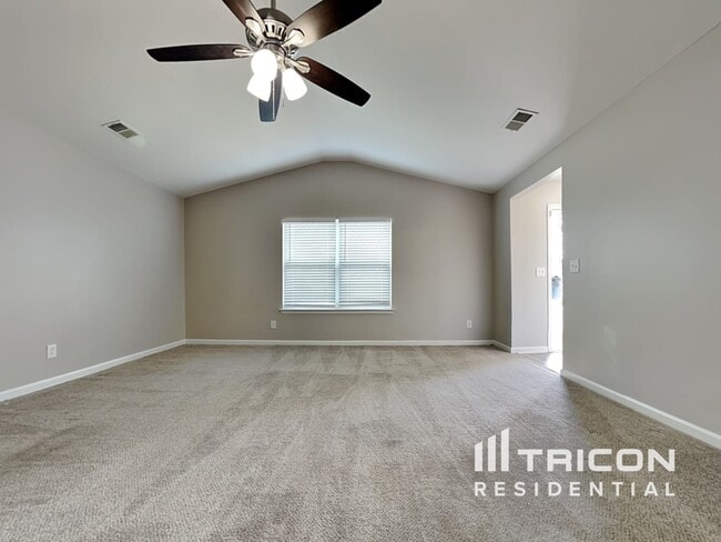 Photo - 316 Meadow Vista Ln
