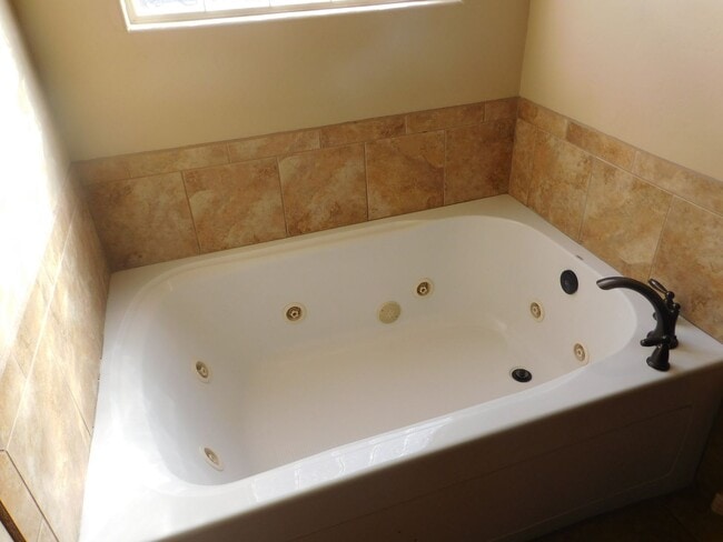 Photo - Beautiful 3 bedroom to bath house in the Sonoma Ranch Area.