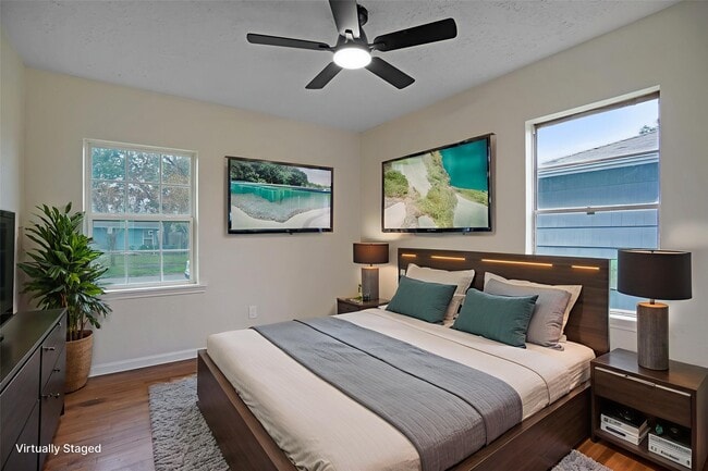 Photo - 5946 Beldart St