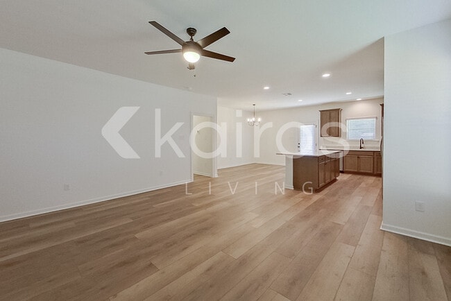 Photo - 100 Hendrix Rd