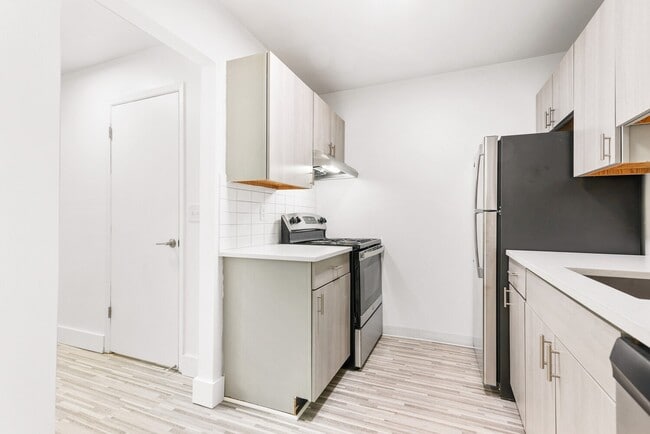 Photo - Edge at Novi - Novi, MI