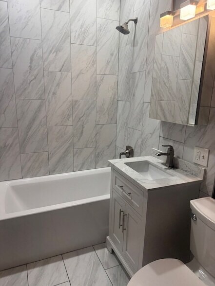 2617 W Lawrence Ave Unit 2