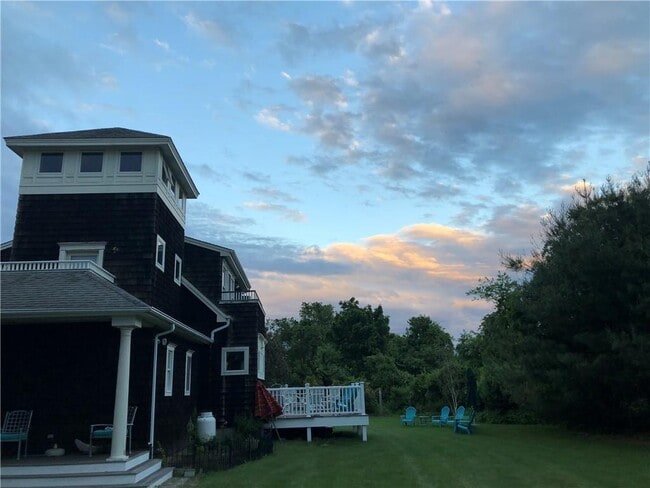 Photo - 15 Seabreeze Terrace