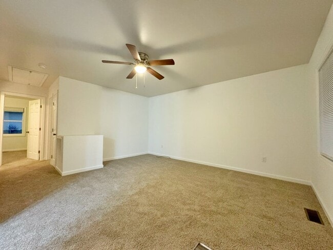 Photo - 613 W 4th Ave