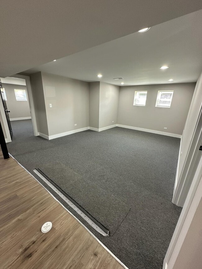 Photo - 1056 W 81st St Unidad 1