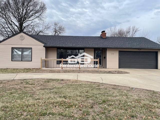 Building Photo - Stunning 3-bedroom home