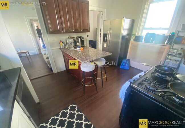 Photo - 76 Curtis St