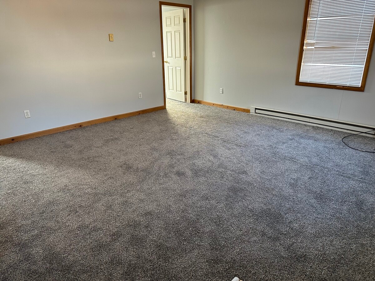 Photo - 15 LLC-77 Sailly Avenue Unidad 203