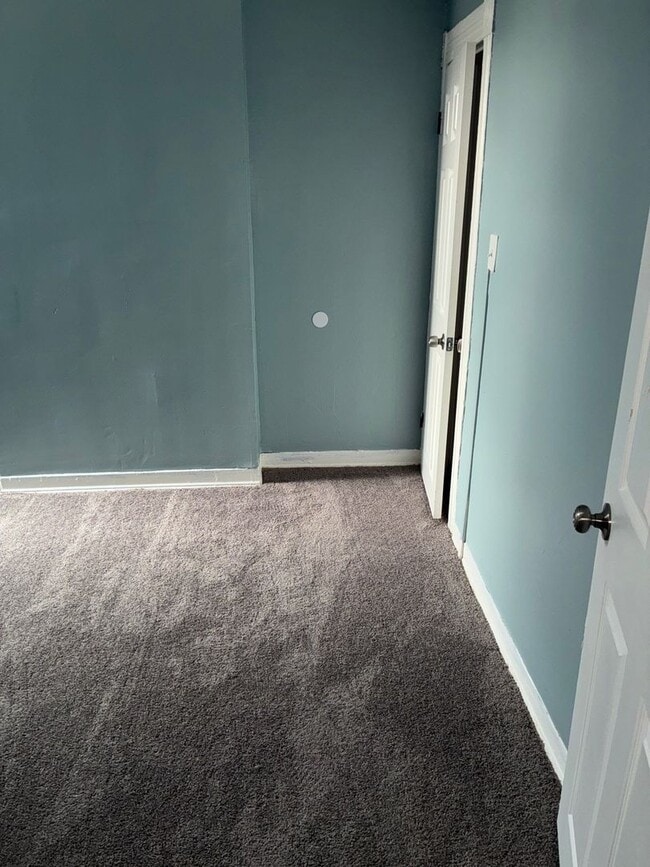 Photo - 1633 Westwood Ave