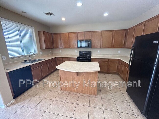 Photo - 17931 W Sunnyslope Ln