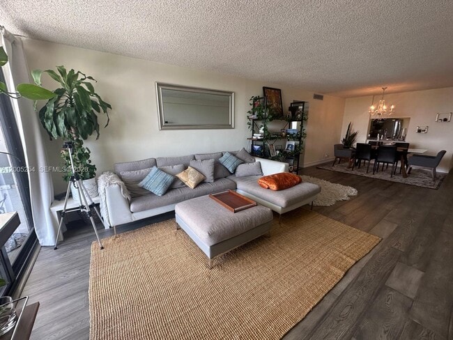 Photo - 2625 Collins Ave Unit 1508