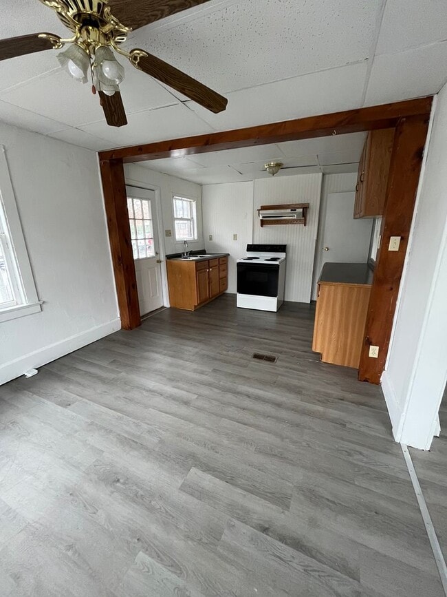 Photo - Two Bedroom Townhouse