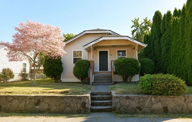 Building Photo - 4840 N Yale St