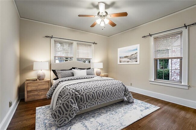 Photo - 2918 N Hills Dr NE