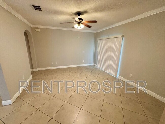 Photo - 3719 S Lake Orlando Pkwy Unidad #05