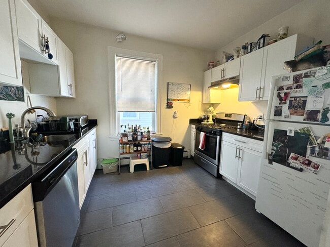 Photo - 103 Calumet St