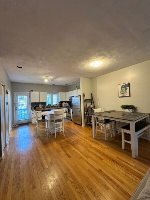 Photo - 273 Sumner St