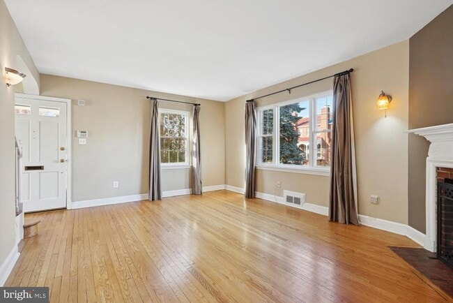 Photo - 313 E Mason Ave