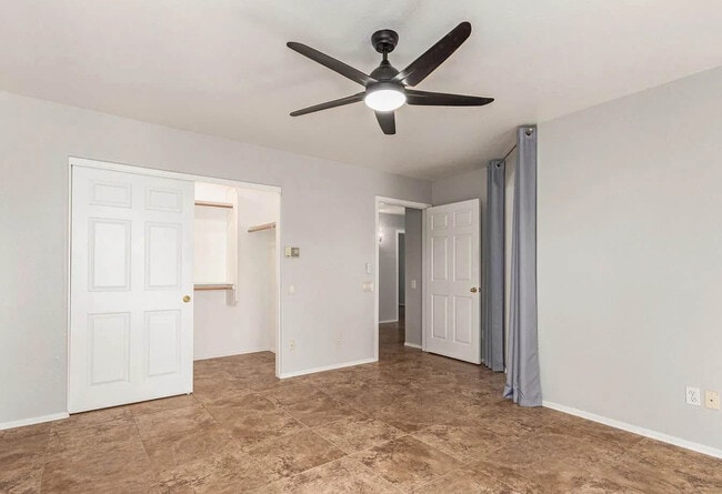 Photo - 1381 W Gary Dr
