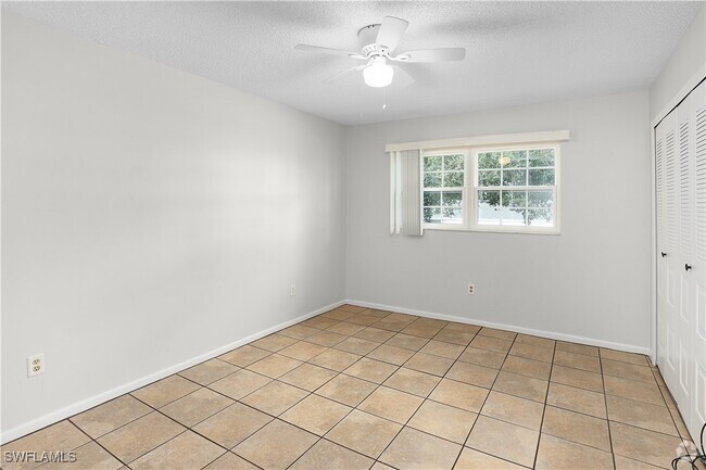 Building Photo - 7007 Cedarhurst Dr Unit 7D Rental