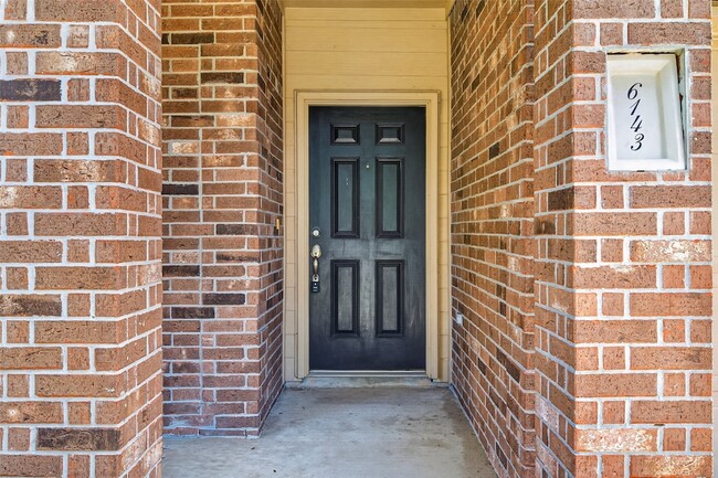 Photo - 6143 Norwood Meadows Ln