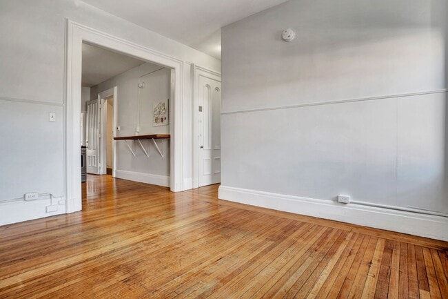 Photo - 33-35 Howe Street