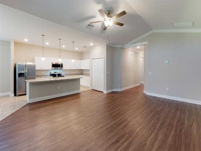 Eleven Oaks