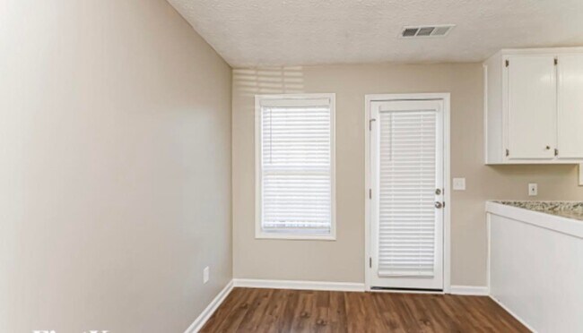 Photo - 344 Mary Alice Dr