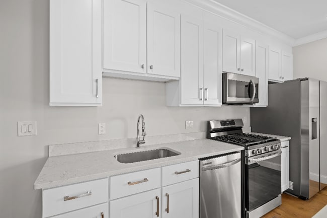 Photo - 12 Woodford St