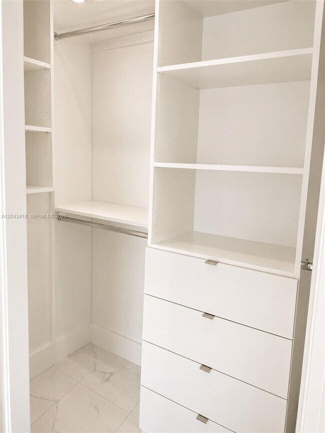Photo - 1300 Brickell Bay Dr Unit 1806