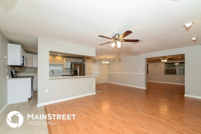 Building Photo - 4516 Selma St Rental