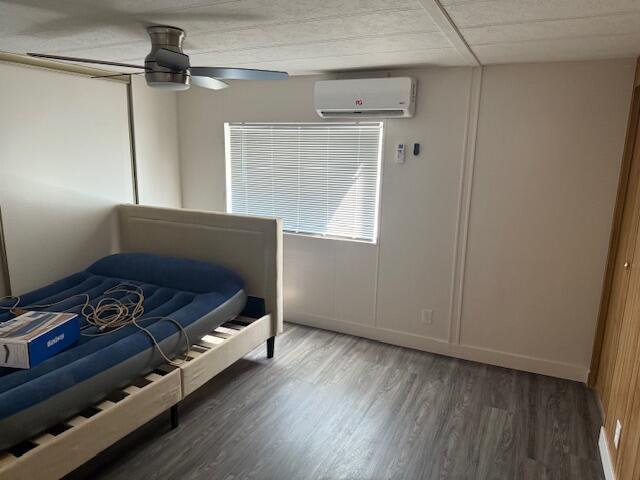 Photo - 216 Imperial Ave