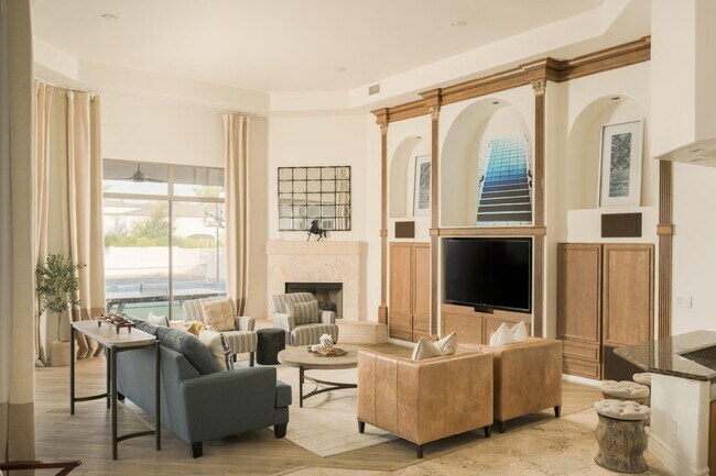 Photo - 9215 N Invergordon Rd