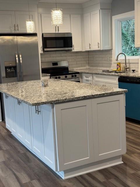 Photo - 2043 Juanita St