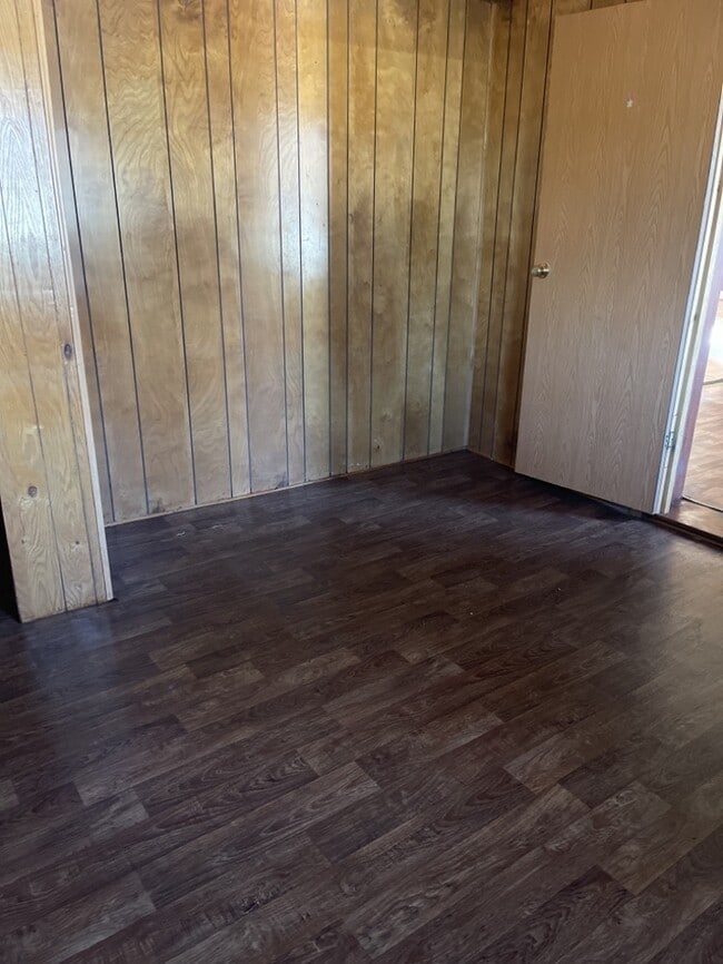 Photo - 107 Price St