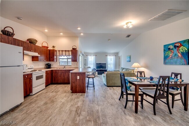 Photo - 1438 SE 23rd St