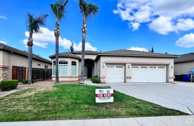 Building Photo - $2,895 Fowler & Church, Spacious 3 Bedroom... Rental