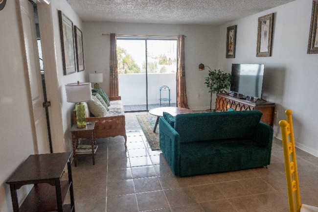 Photo - 1418 Collins Ave Unidad 403