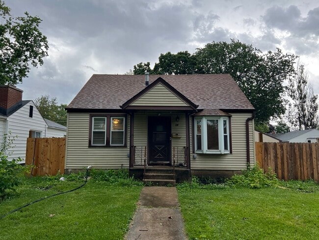 Photo - 17 N Iowa Ave