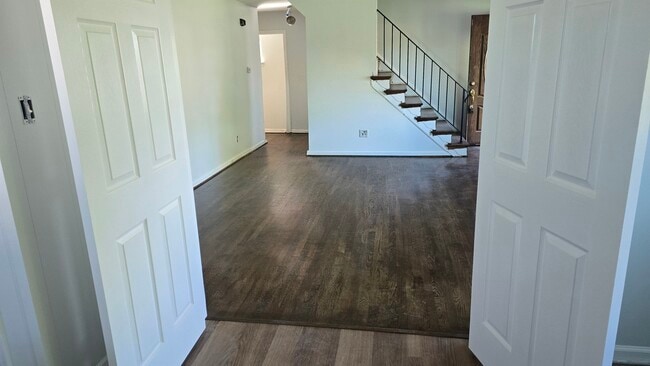 Photo - 4924 Glenspring Rd