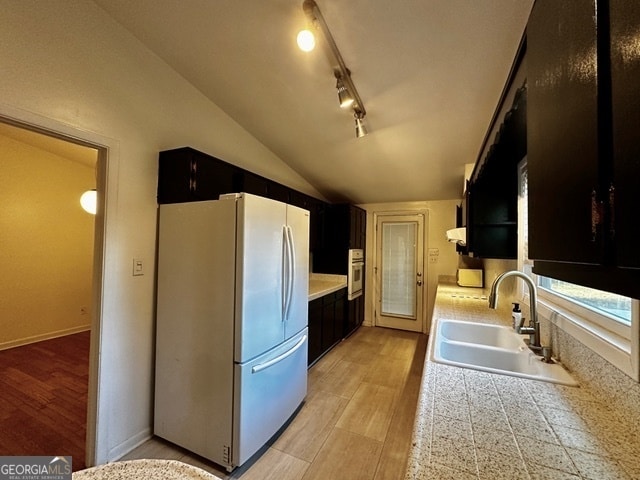 Photo - 694 Inglewood Dr