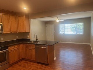 Photo - 37160 Walnut St Unidad B