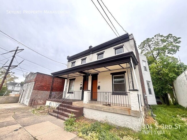 Photo - 304 S 3rd St