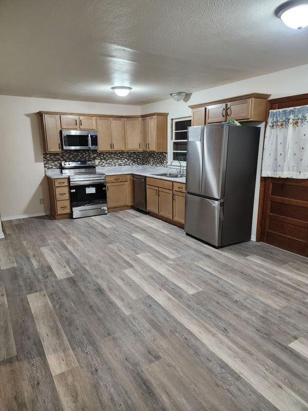 Photo - 511 Roland St