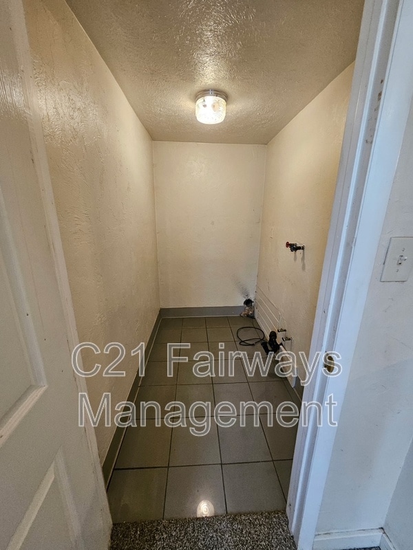 Photo - 535 3rd St