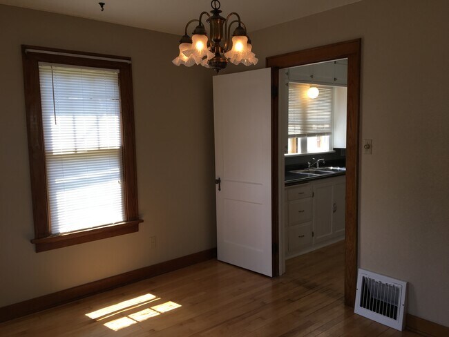 Photo - 1511 Wisconsin Ave